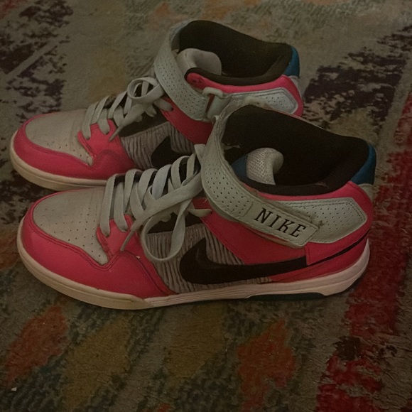 Nike hi tops Pink white & grey hardly worn women’s size 8 - Picture 3 of 5